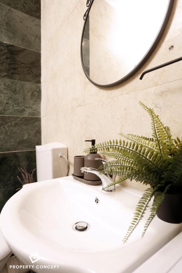 בוקרשט Modern Condo Near Morii Lake מראה חיצוני תמונה